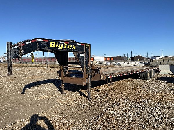Used 2011 Big Tex 33' Gooseneck Trailer
