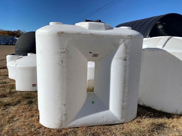 500 Gallon Freestanding Water Tank