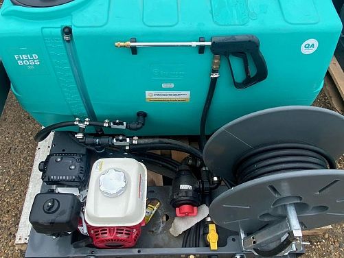 Enduraplas 100 Gal. Field Boss 365 Sprayer