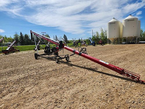 2018 AGI XTA 8" x 51' Auger