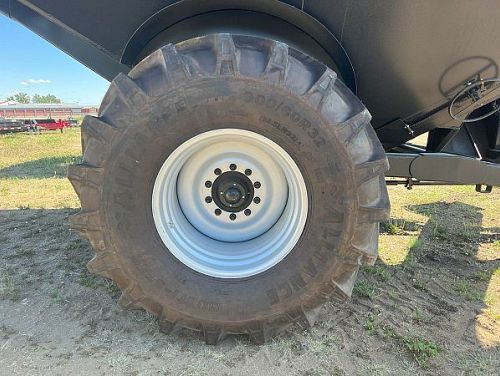 J&M 1012-20S Grain Cart