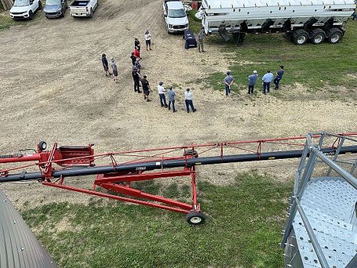 AGI X2 13-84 Swing Auger with Xtend