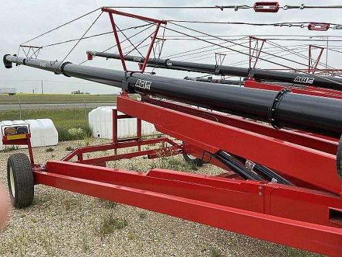 AGI X2 13-74 Swing Auger, Hyd Winch, Elec Mover