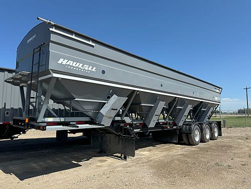 Haul-All 1580 Side Draw Seed Tender