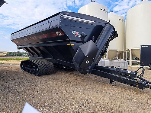 J&M 2332-22T Grain Cart