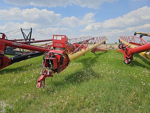 2018 AGI Westfield 13" x 114' Swing Auger