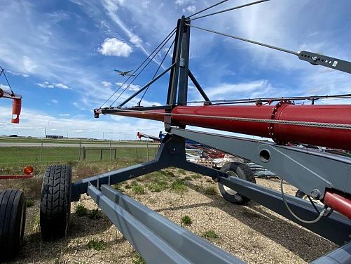 2018 Meridian 14-95 Swing Auger