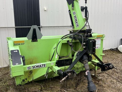 2013 Schulte SDX-117 Snow Blower