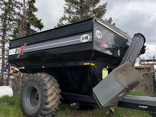 2019 J&M 812-18 X-Tended Reach Grain Cart