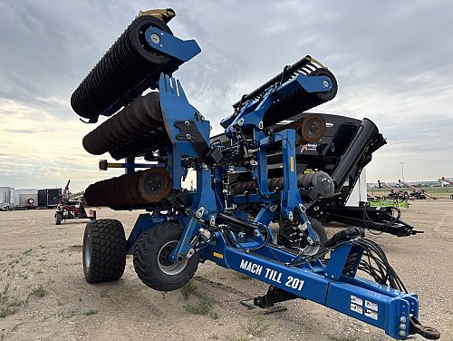 2023 Kinze High Speed 20' Mach Til Disc