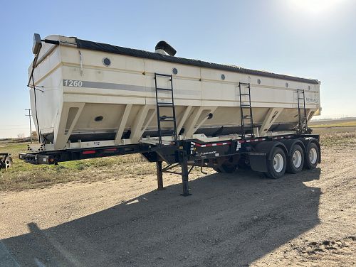 2016 Meridian 1260 Seed Tender
