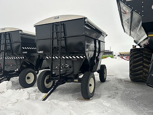 2025 Bruns 430 Grain Cart