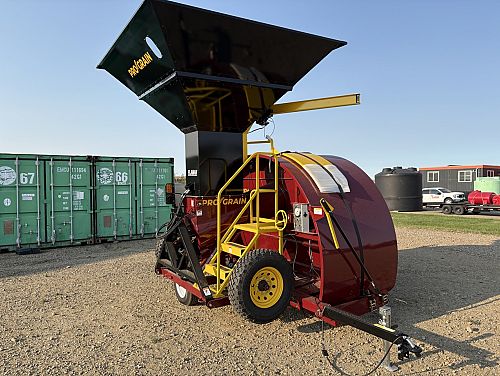 2026 Pro Grain B2010H Grain Bagger