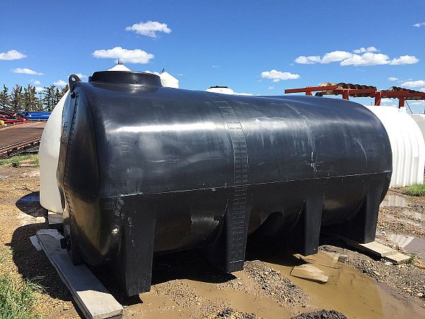 Enduraplas 3200 US Gallon Freestanding Transport Tank