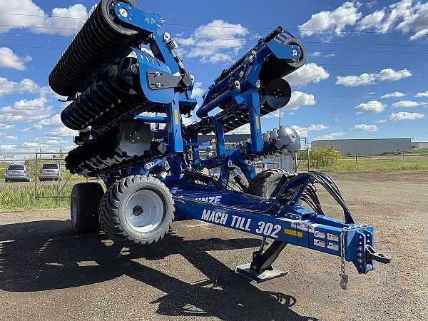 30' Kinze Model 302 Mach Till High Speed Disc