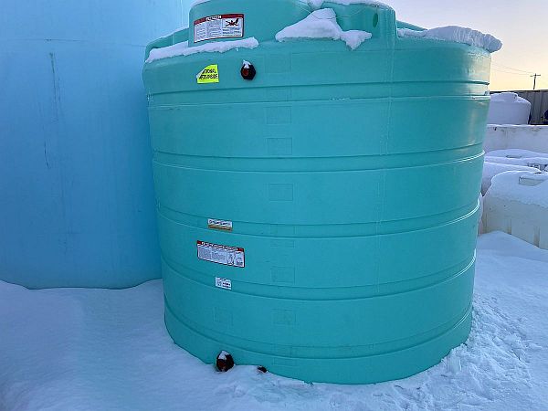 Enduraplas 1700 US Gallon Flat Bottom Storage Tank