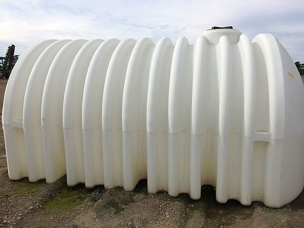 3500 Gallon Specialty Liquid Hauling Tank