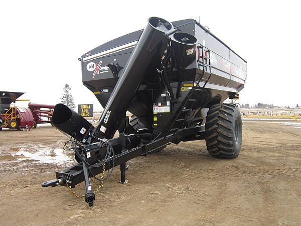 J&M 1012-20 Grain Cart - 2 in stock