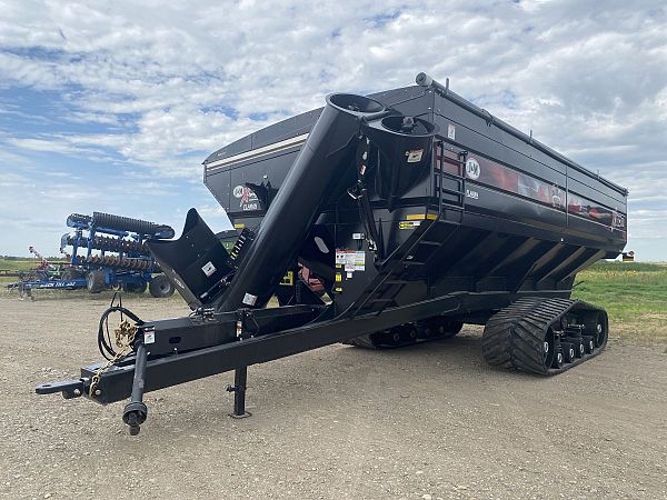 J&M 2032-22T Grain Cart