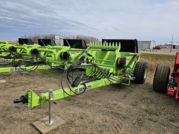 Schulte Giant 2500 Rock Picker