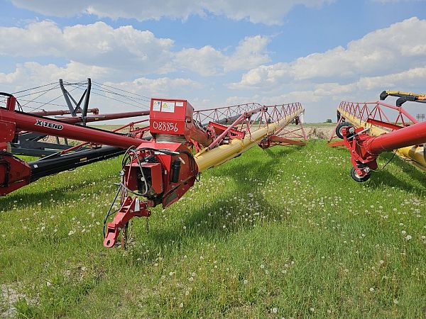 2018 AGI Westfield 13" x 114' Swing Auger