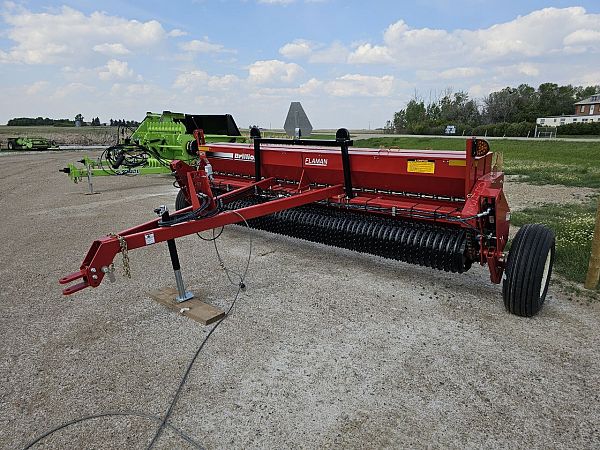 Brillion SSB-12 Grass Seeder w/ Front & Rear S Box