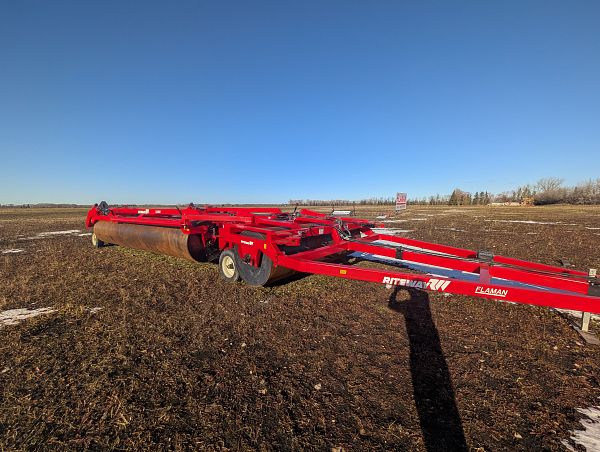 2023 Riteway F3 52' Landroller