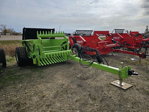 Schulte 2500 Giant Rock Picker