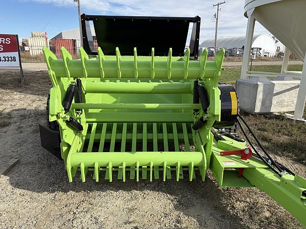 2025 Schulte Giant 2500 Rock Picker