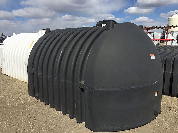 2650 Gallon Black Specialty Liquid Hauling Tank