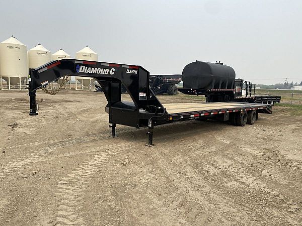 2023 Diamond C FMAX 8'6