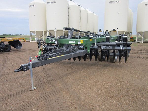Wishek 842 14' Offset Disc