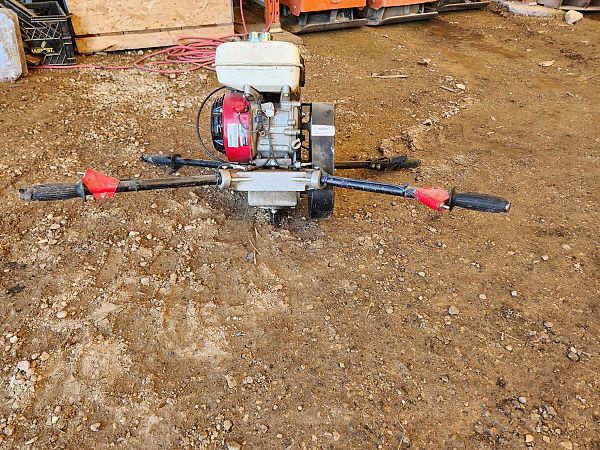 2011 Honda Post Hole Auger