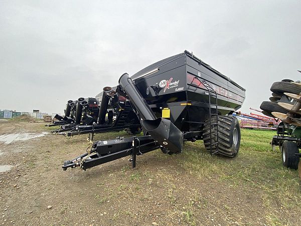 J&M 1412-20S RT Grain Cart