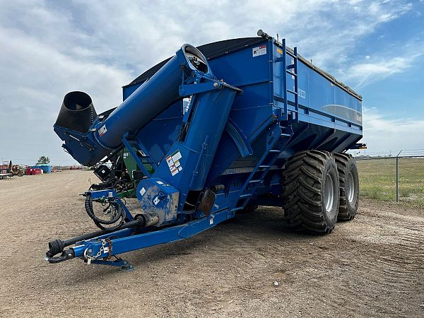 Used 2020 Brandt 1522 Grain Cart