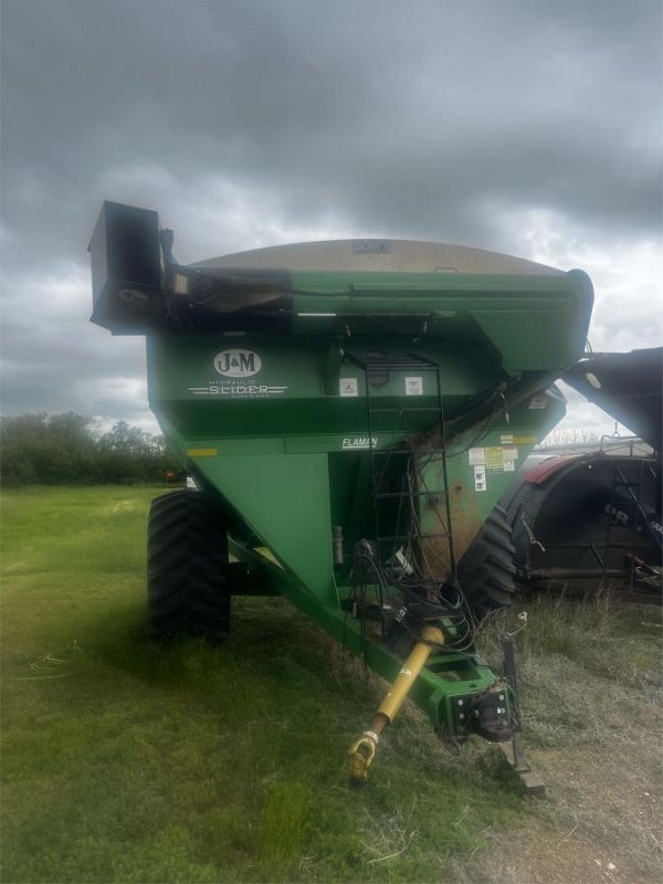 2010 J&M 750 Grain Cart