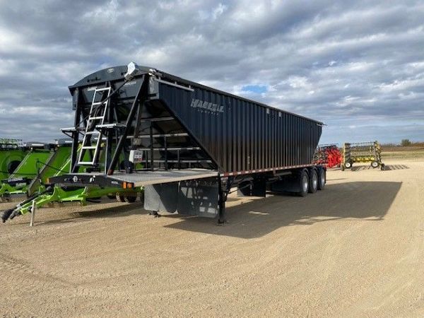 Haul-All GT45 Tridem Grain Trailer