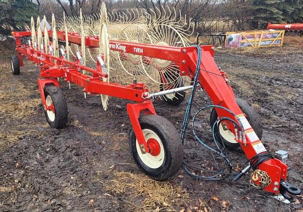 Farm King 14 Wheel Vertical V Hay Rake