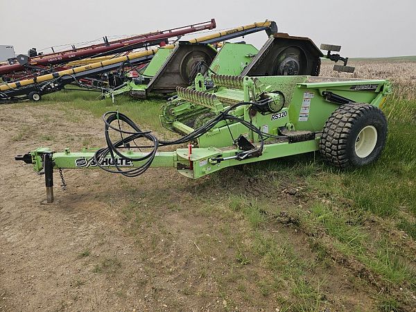 2016 Schulte RS320 Rock Picker