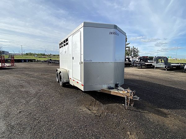 Used 2017 Travalum 13' Horse Trailer