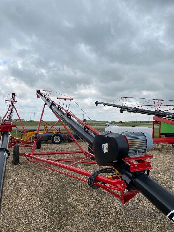 2020 AGI WRX 8x56 Grain Auger