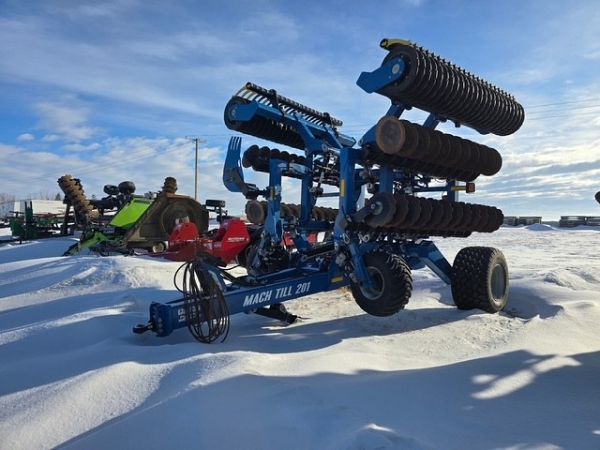 2023 Kinze High Speed 20' Mach Til Disc