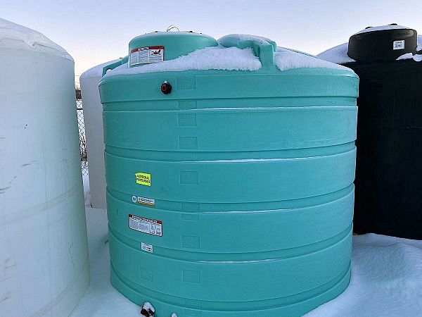 Enduraplas 1700 US Gallon Flat Bottom Storage Tank