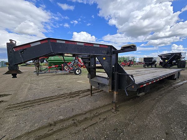 2019 Bix Tex 40 FT Flatdeck Beavertail Trailer
